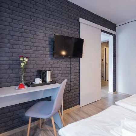 לינה וארוחת בוקר Orlowo